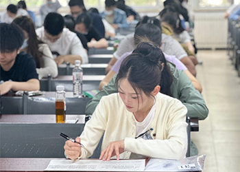 开课通知丨2025年下半年学位英语新班已开课！想拿学位的同学现在就可以安排啦~